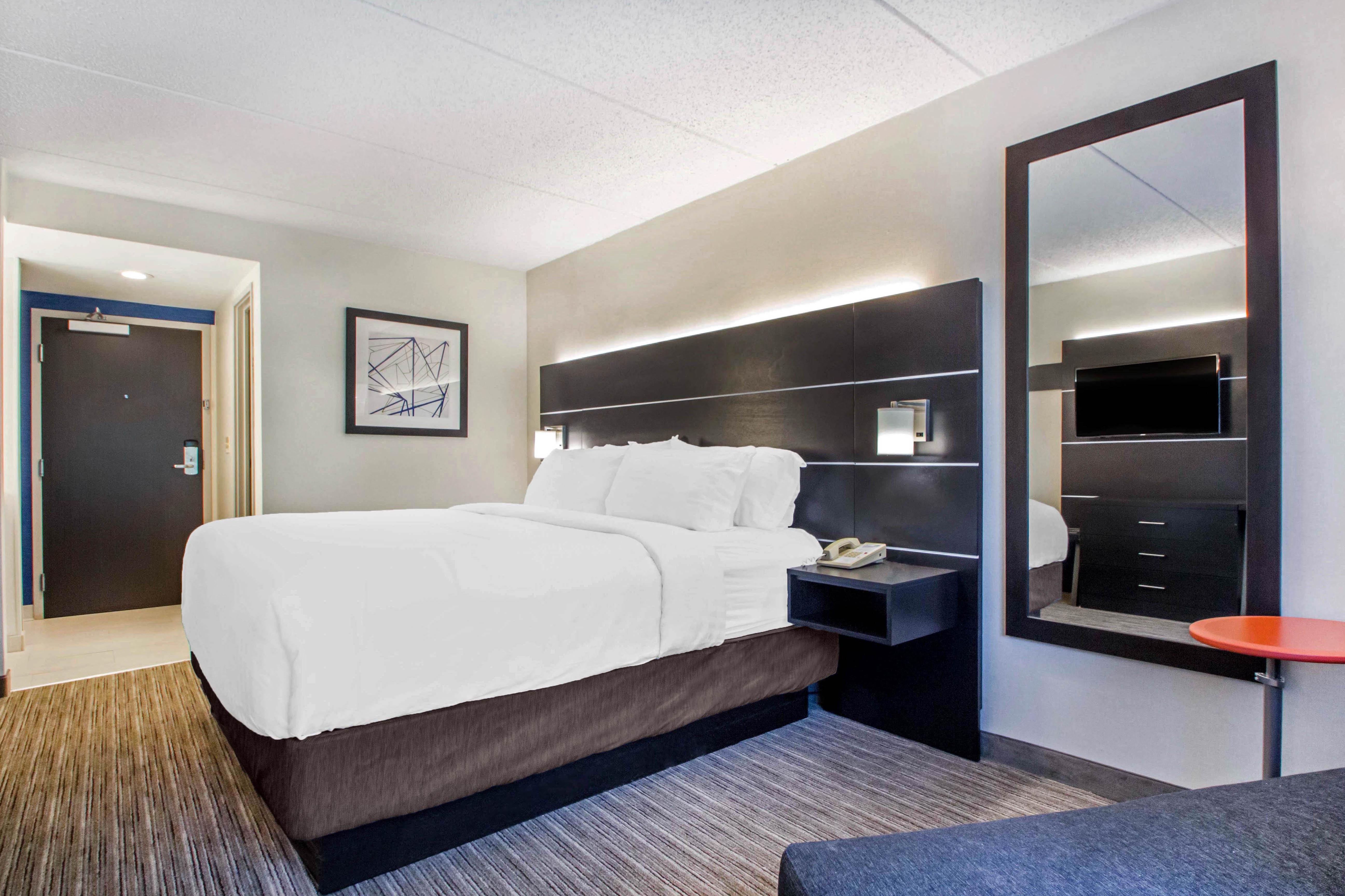 Holiday Inn Express & Suites - Albany Airport - Wolf Road By Ihg Zewnętrze zdjęcie