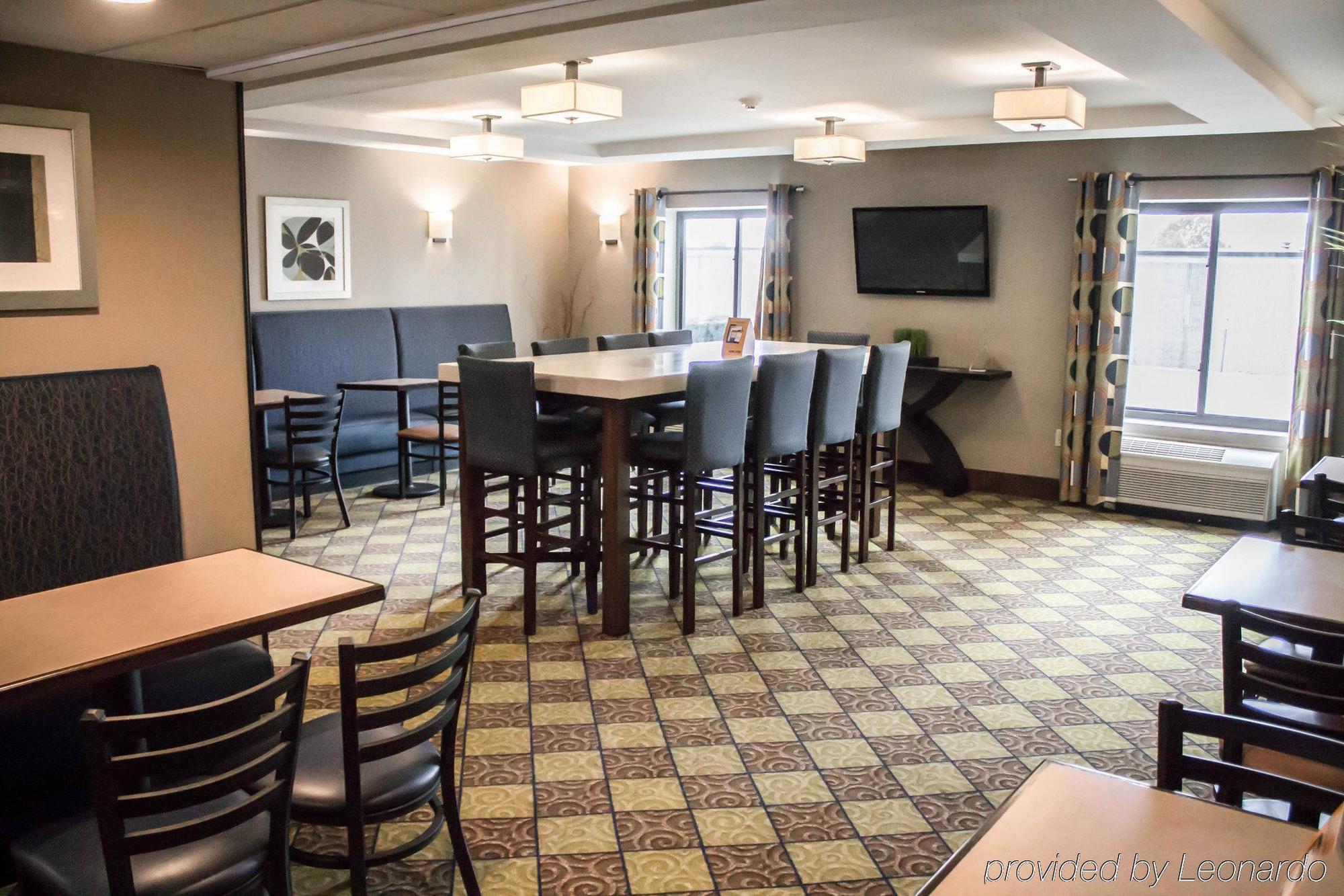 Holiday Inn Express & Suites - Albany Airport - Wolf Road By Ihg Zewnętrze zdjęcie